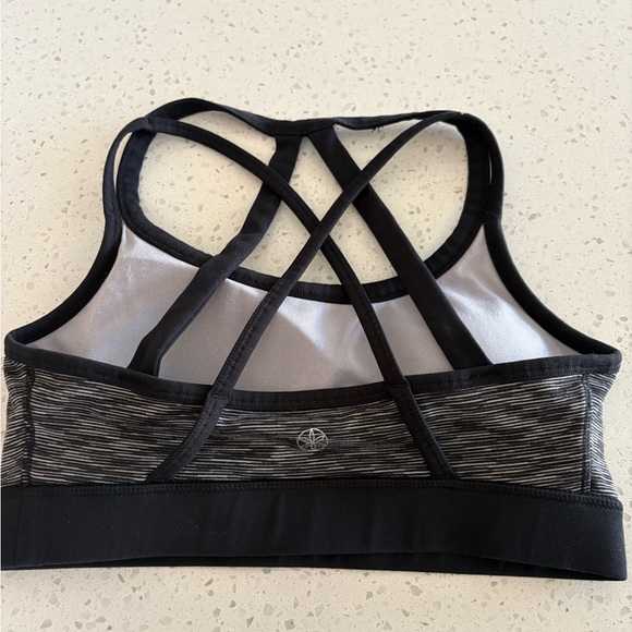 GAIAM Black and Gray Strappy Sports Bra - Picture 2 of 4